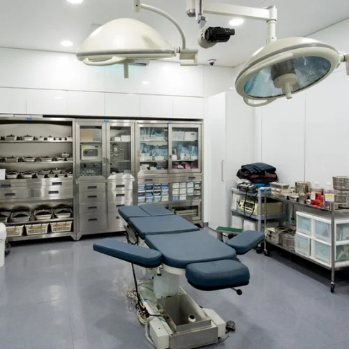 Klinik für Plastische Chirurgie, 31. April photo 12