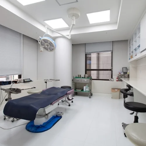 Klinik Dermatologi MAXWELL photo 8