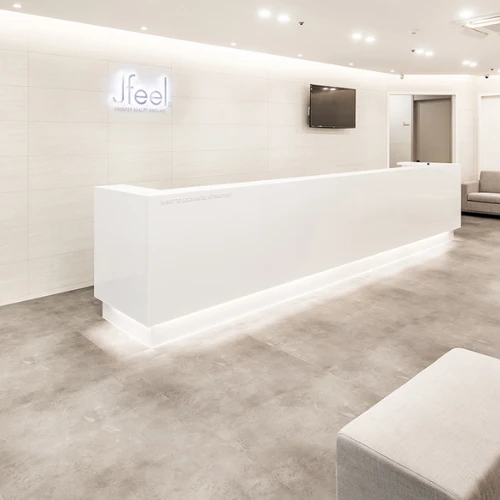 Clinique Jfeel photo 2