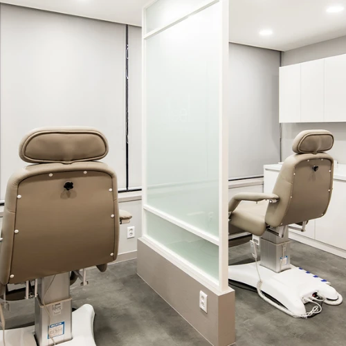 Clinique Jfeel photo 5