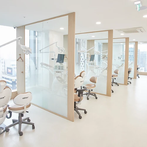 le: dental clinic photo 8