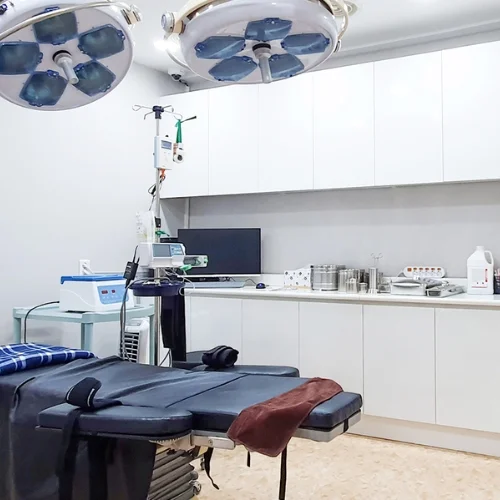 عيادة يلو للجراحة التجميلية photo 8
