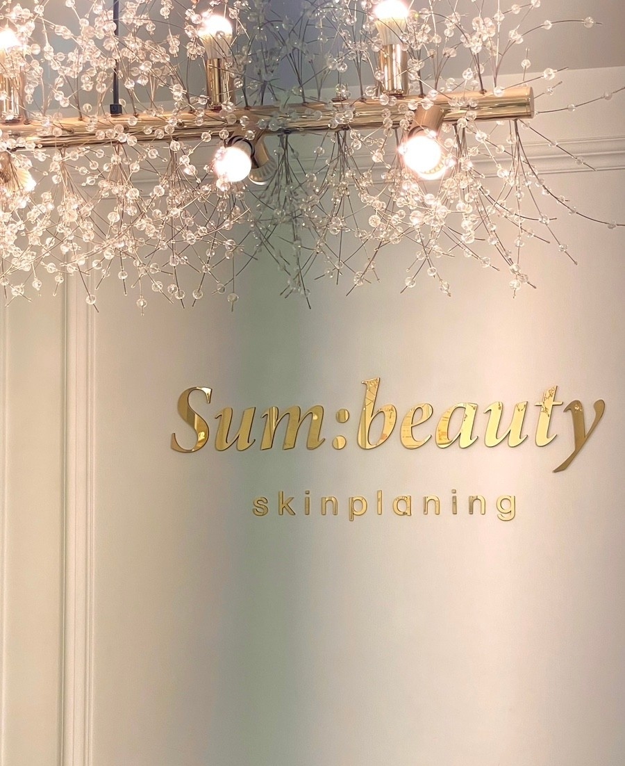 La base secreta para la transformación de la belleza de las mujeres coreanas: Sum:beauty